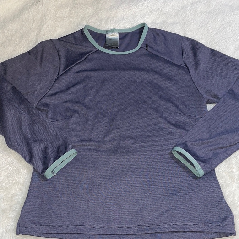 Nike Long‎ Sleeve Athletic Shirt